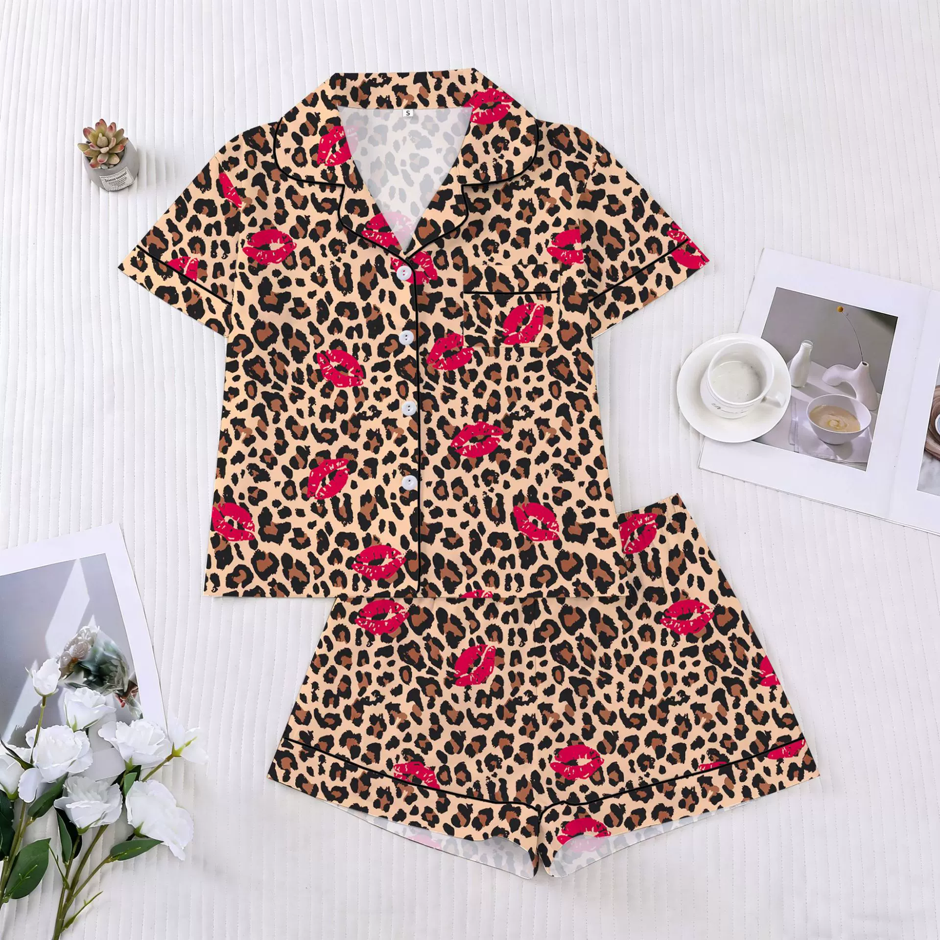 跨境外贸新款女士睡衣印花翻领短袖短裤欧美家居服开衫宽松舒适