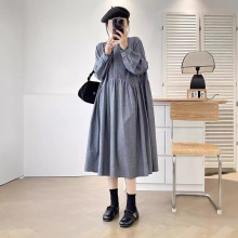 韩版复古刺绣蕾丝花边圆领长袖连衣裙 新款宽松简约中长裙批发