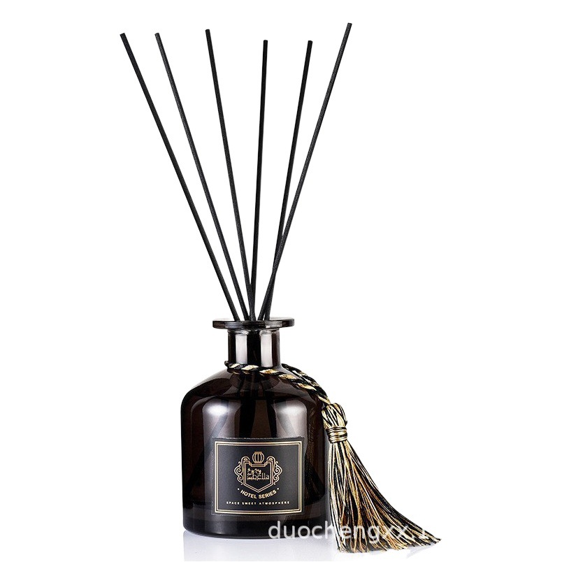 Entrega de una sola pieza suministro directo de fábrica 50ml dormitorio baño libre de fuego aromaterapia aceite esencial ambientador de aire del hotel Decoración