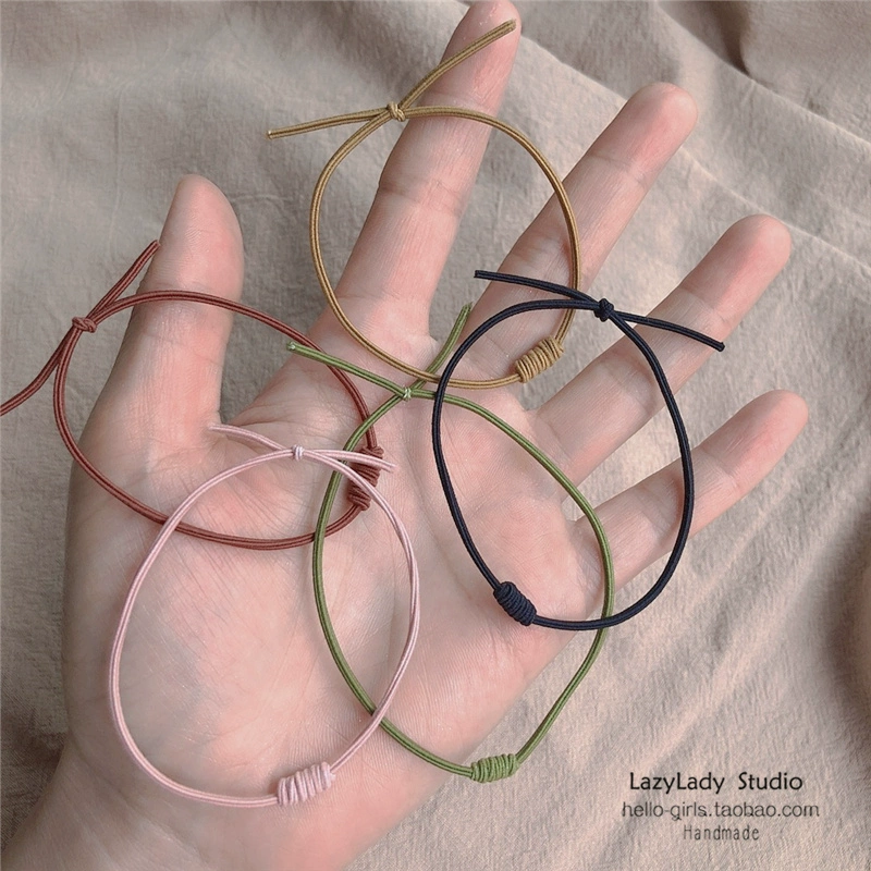 Минималистская модель с очень тонким темпераментом