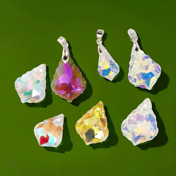 Wholesale 16/22mm Maple Leaf Crystal Pendant Electroplated Aurora Popular Necklace Accessories Jewelry DIY Sweater Chain Pendant