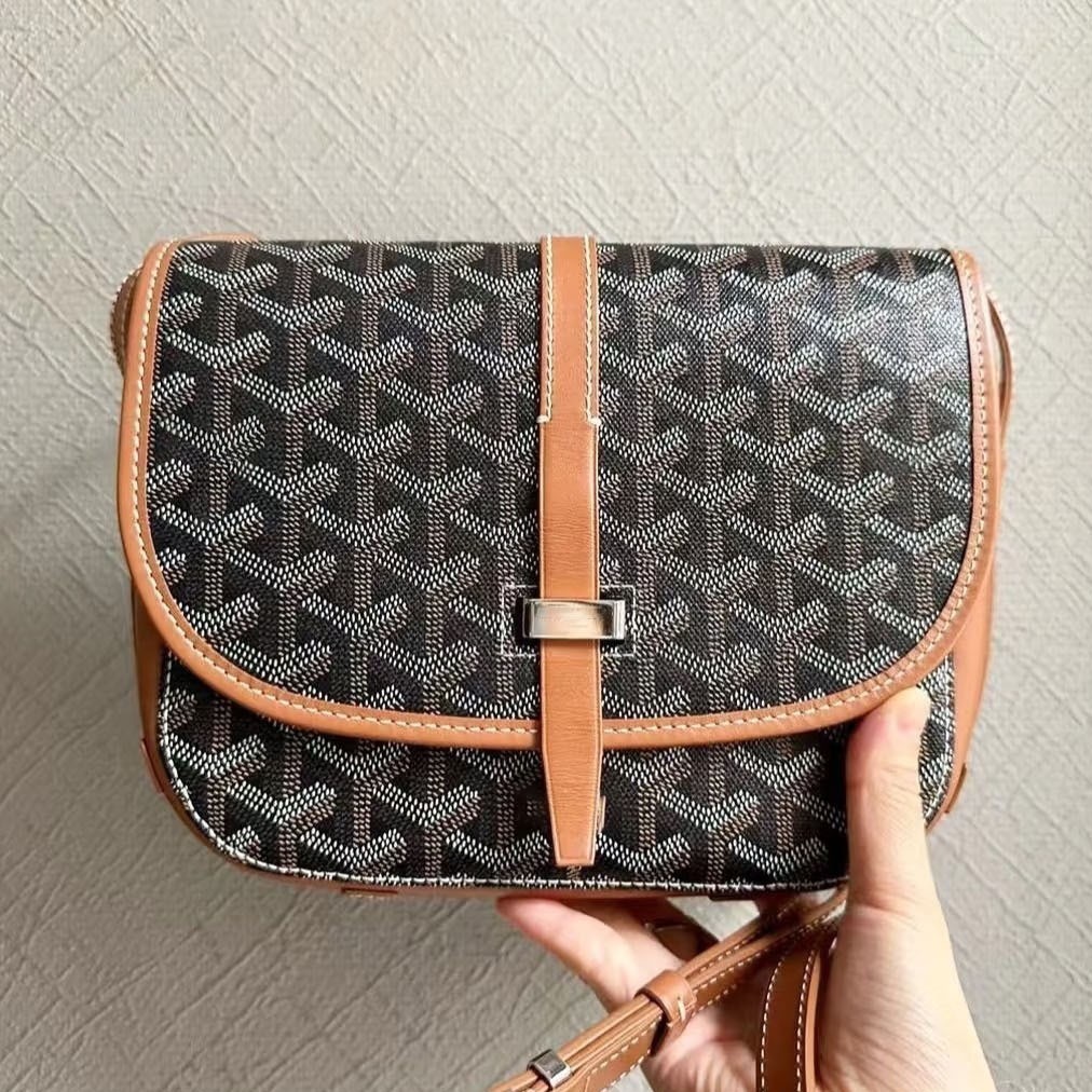 Chegaralararo Gaodeya it tish sumkasi, yangi retro messenjer monogrammali egar sumkasi, ins uslubida, bitta yelkali krossovkali kichik kvadrat sumka.