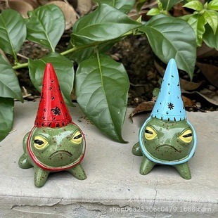 Cross-Border Hot-Selling New Product Small Frog Resin Ornaments Small Frog Wearing Party Hat Outdoor Decoration Resin Crafts