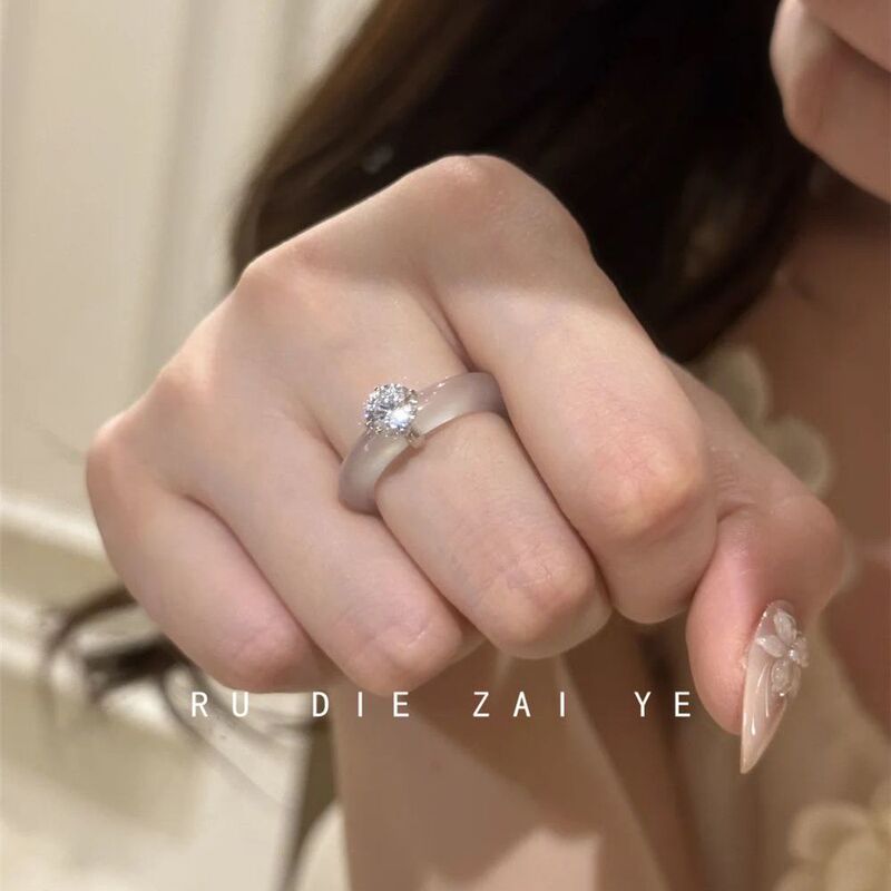 库宁 素玉携光~新中式白玉髓锆石戒指经典款圆钻轻奢高级感指环|undefined