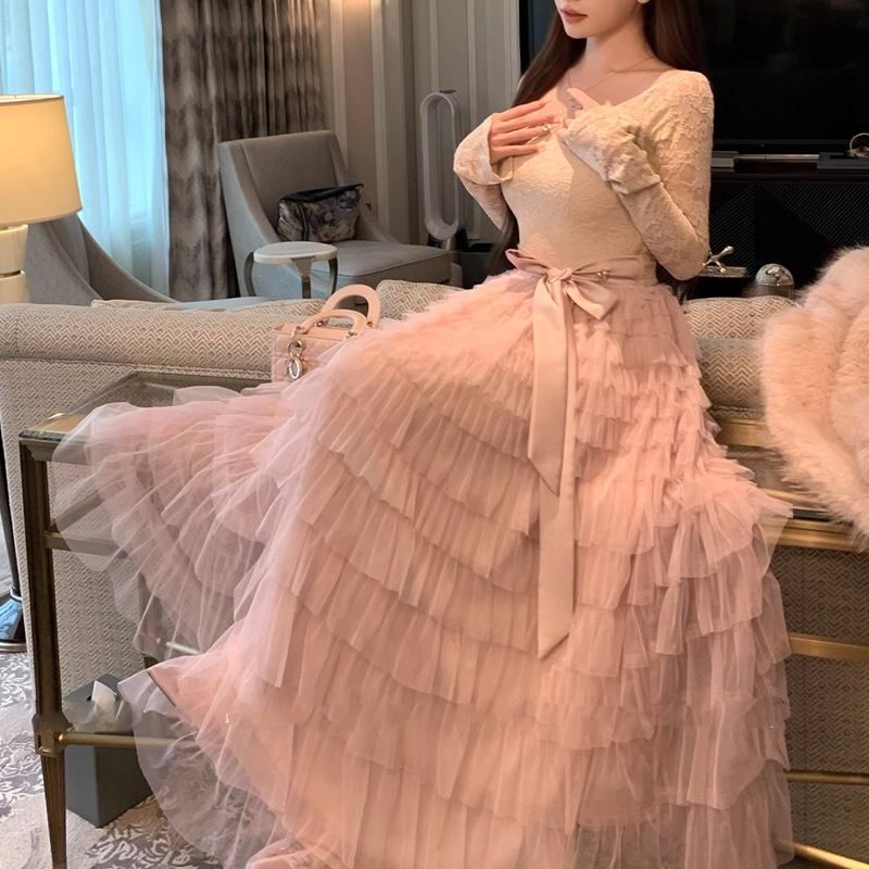 Pink Li Manwu~2025 New Autumn and Winter Retro French Lace Fluffy Cake Skirt Dress (Plus Velvet)