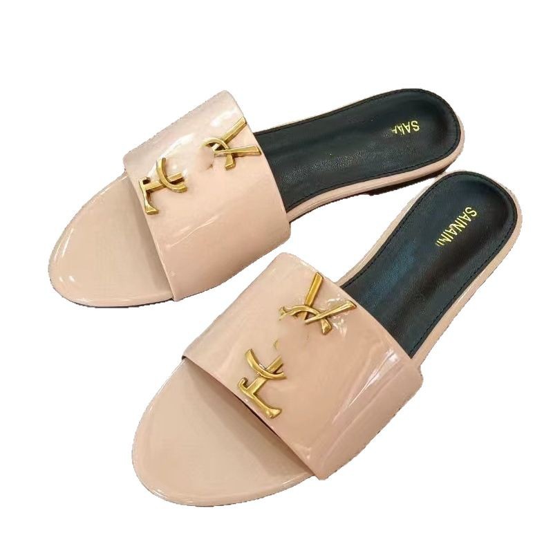 Shengjia 2025 nuevas sandalias planas de primavera y verano de gran tamaño zapatillas de un solo zapato con hebilla de letra cómoda y versátil al por mayor