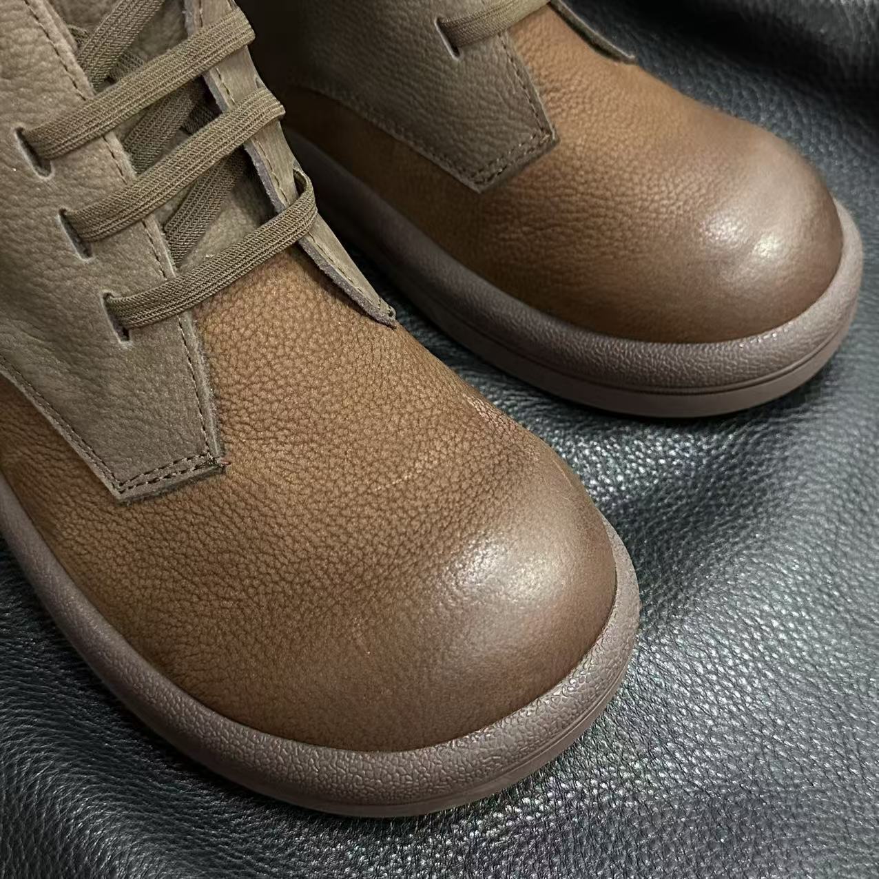 ShoeVault First Layer Rindsleder Martin Retro Casual Kurze Slip-On Stiefel aus echtem Leder und Baumwoll-Leinen für Damen, Herbstneuheit_voghion.com