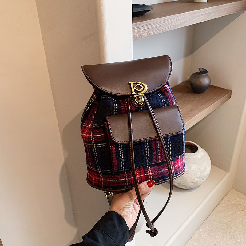 2023 Nuovo stile retrò di lana Maillard doppia spalla piccola confezione Borsa da donna Borsa a tracolla singola Borsa a tracolla con tracolla a contrasto di colore a contrasto_voghion.com