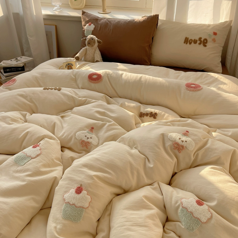 Four-Piece Embroidered Bedding Set, Soft Sweet Dessert Design, Spring–Summer, Multiple Sizes