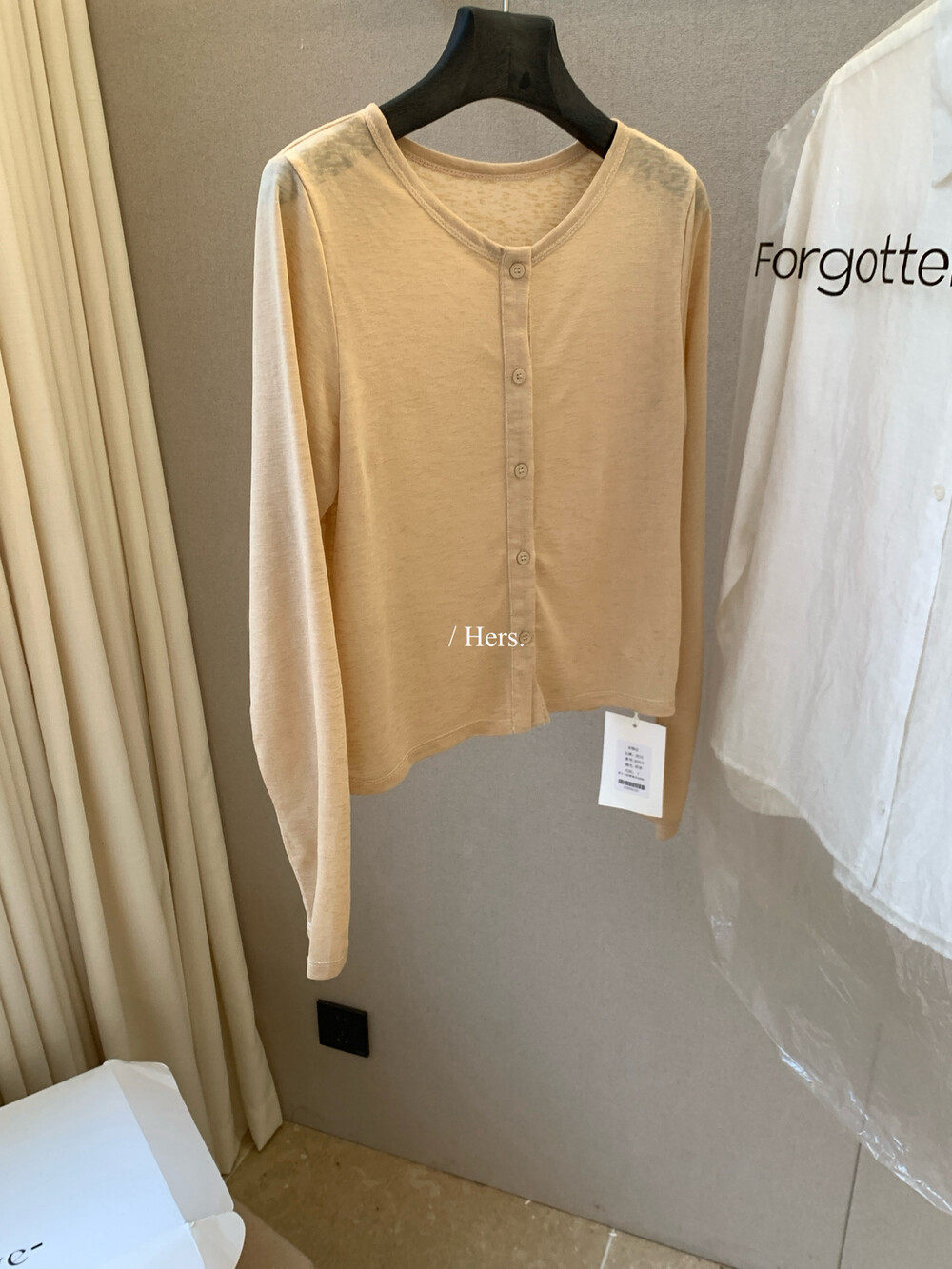 Áo khoác cardigan nữ dệt kim chống nắng cổ tròn tay dài phối màu cơ bản — Hồng sữa, Xám cacbon, màu đen, trắng ngà chi tiết 26