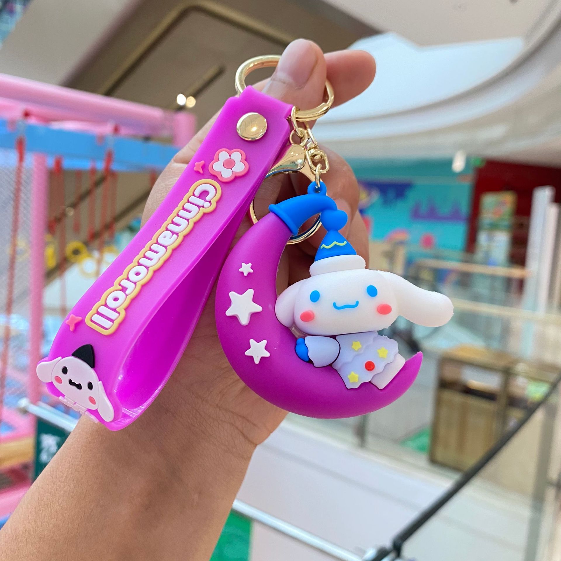 Sanrio sentada luna llavero melodía coolomi muñeca coche bolsa colgante muñeca máquina regalo al por mayor