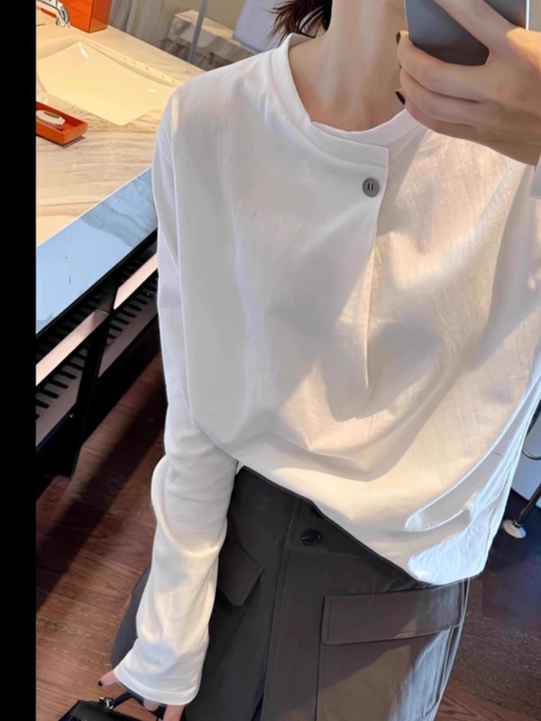 純綿の肩の白い長袖のtシャツの女性は2025春と秋にゆったりしています。|undefined