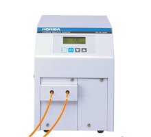 �ձ��M��ܥ��HORIBA���׷��x�ӝ��Ӌ2����ݔʽHC-300F