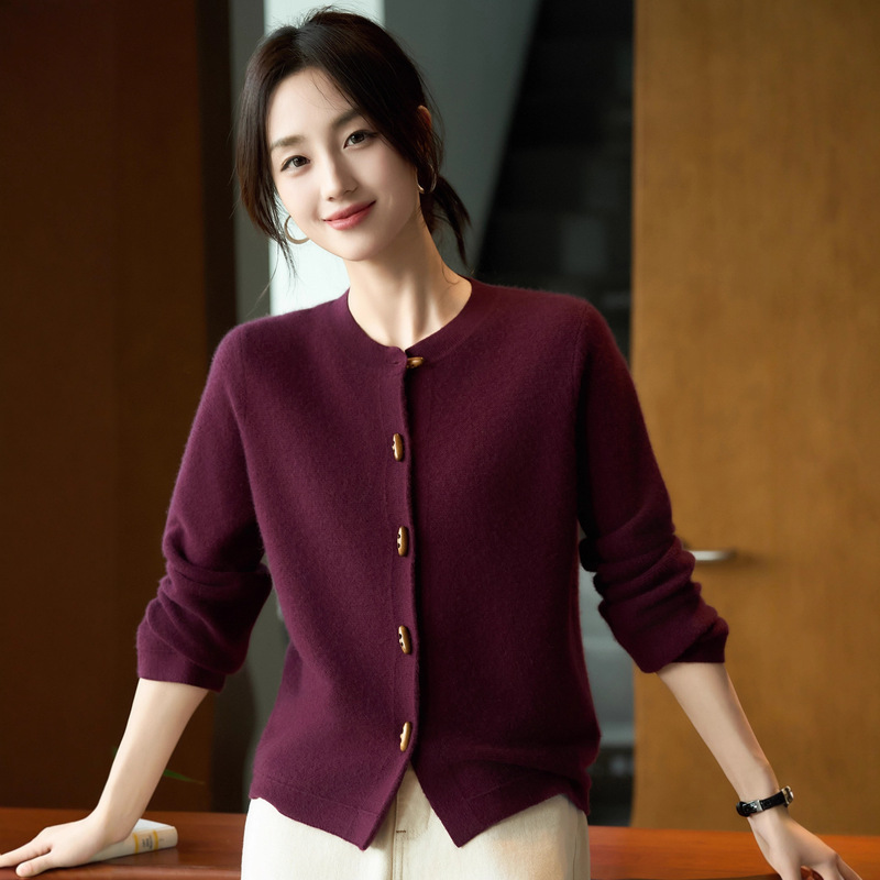 Light and Simple Style 100 Wool Knitted Cardigan for Women 2025 New French Sweater Jacket Top Warm