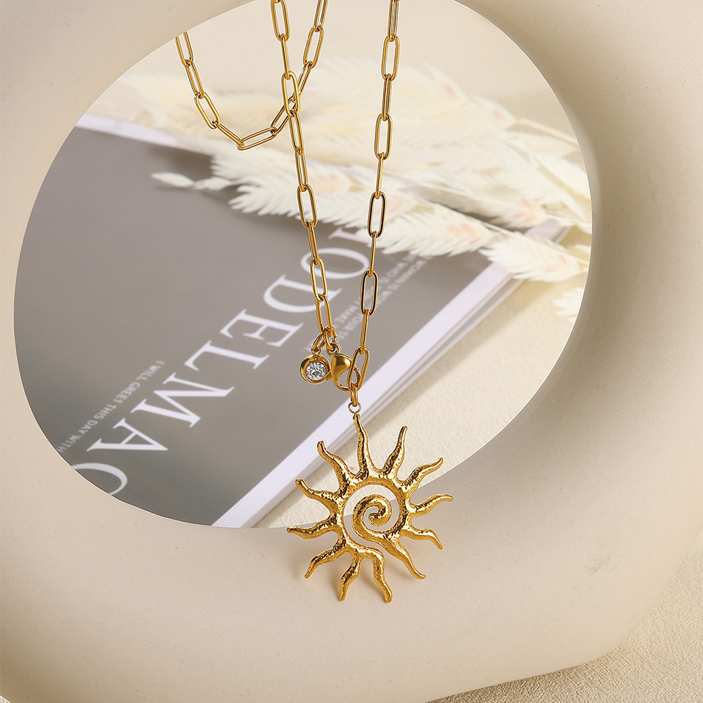 PVD Coated Gold Plating Process PVD Coated Real Gold Plated Sun 304 Stainless Steel Elegant Vintage Style Waterproof Non Tarnish 304 Stainless Steel Lobster Trigger Clasp Closure Pendant Necklace