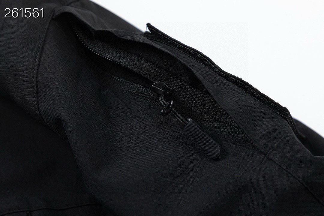Unisex Outdoorjacke Mit Ärmelabzeichen Und Kapuze_voghion.com