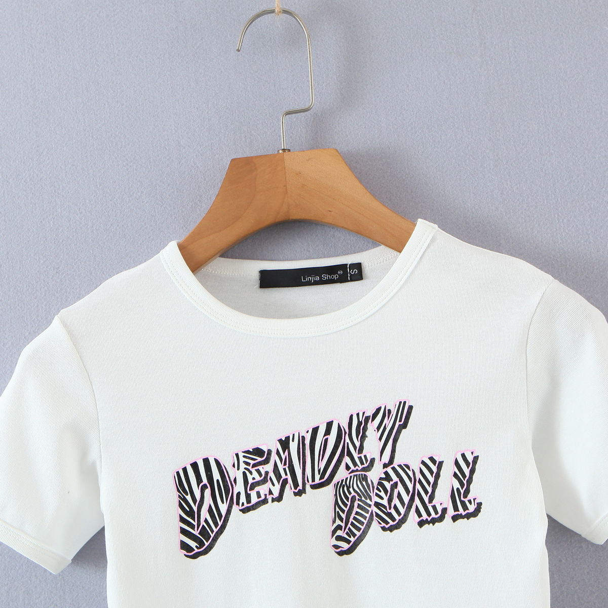 Zebra Letter Printed Short-Sleeved T-Shirt NSXFL101858