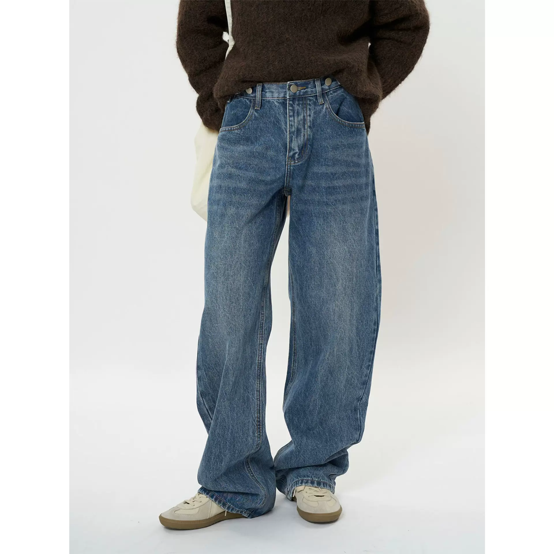 卢浮早春新款韩系干净休闲松弛感宽松直筒牛仔裤显瘦长裤女