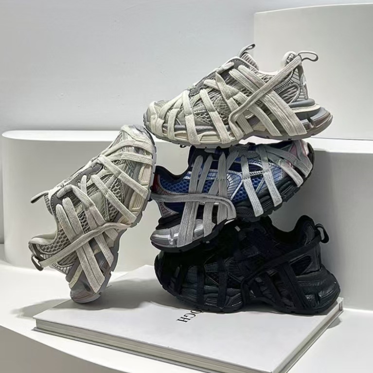 Children's autumn lightweight sneakers for boys