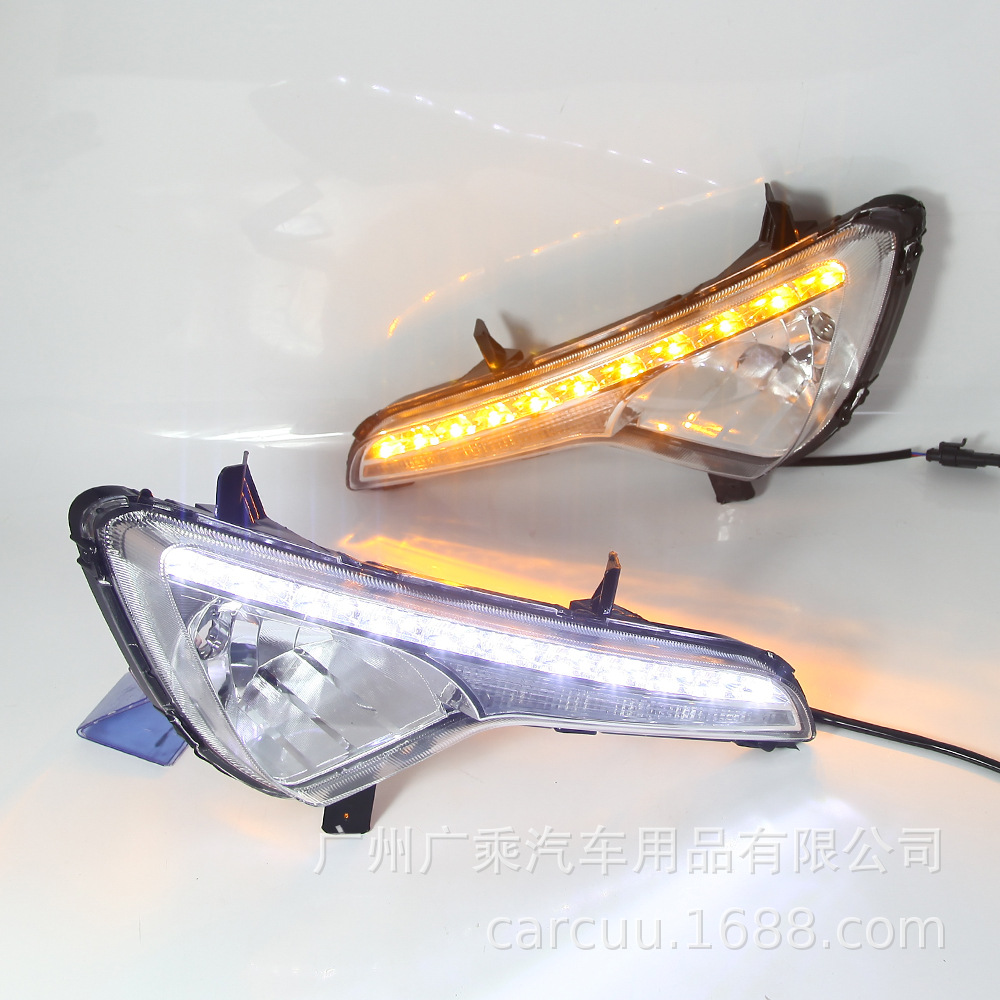 Aplicable a 11-14 Kia Smart Run LED modificó la luz corriente diurna con el montaje ligero amarillo de la luz de niebla de la dirección