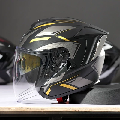 Motosiklet kaskı (dəbilqə) — 3/4 Helmet for Men, Motorcycle - r05-phantom-black-gold-size-s