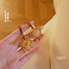 手镯;吊坠;手链