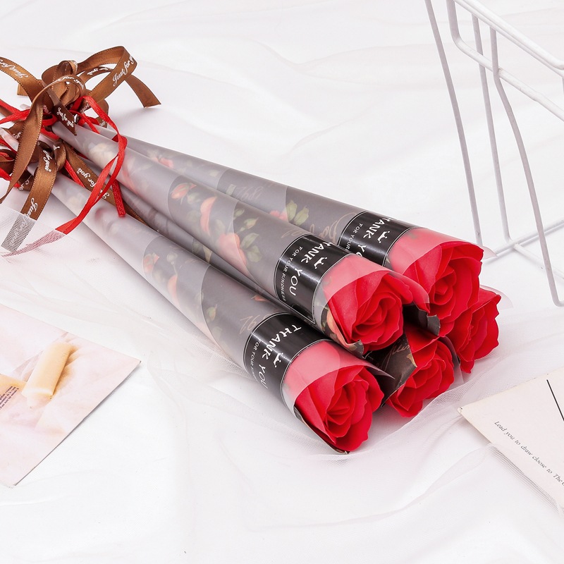 Long bouquet - red roses