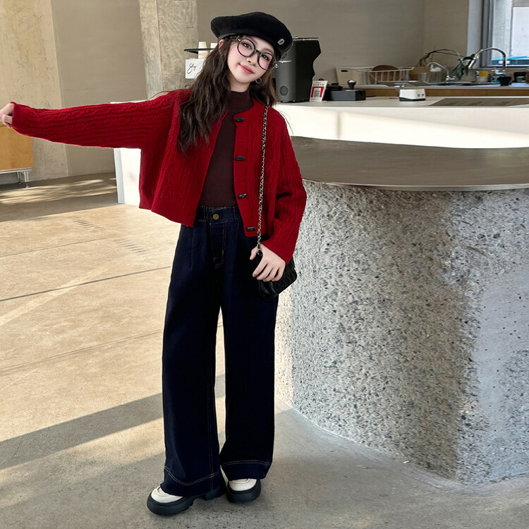 소녀 스웨터 세트 봄과 가을 2024 새로운 소녀 서양식 니트 카디건 어린이 가을 양모 2 피스 겨울 세트