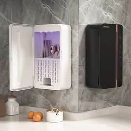 衣钩/挂钩;纸巾盒;吸盘毛巾架