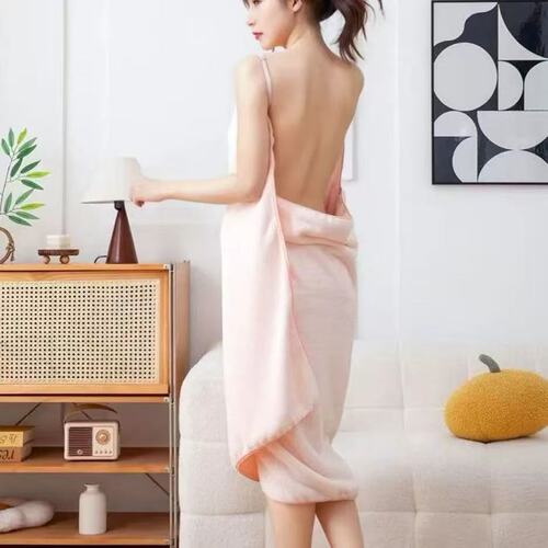Wearable bath towel Korean suspender home bath dress backless sexy bathrobe summer pajamas super wearable style pure desire