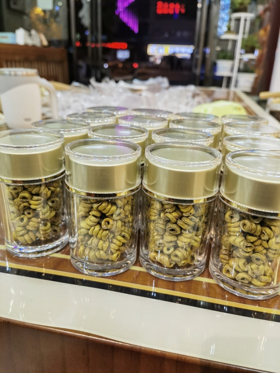 Tie Pi Shi Hu Dendrobium Feng Dou Tea Herb 200g Huoshan Origin Handmade for Tea Soup and Wine specifications