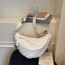 跨境女包2026新款棉服包潮菱格大容量百搭休闲运动单肩斜挎饺子包