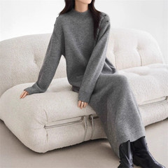 外贸跨境直筒针织连衣裙女2025秋冬季新款松弛高级感毛衣外穿长裙