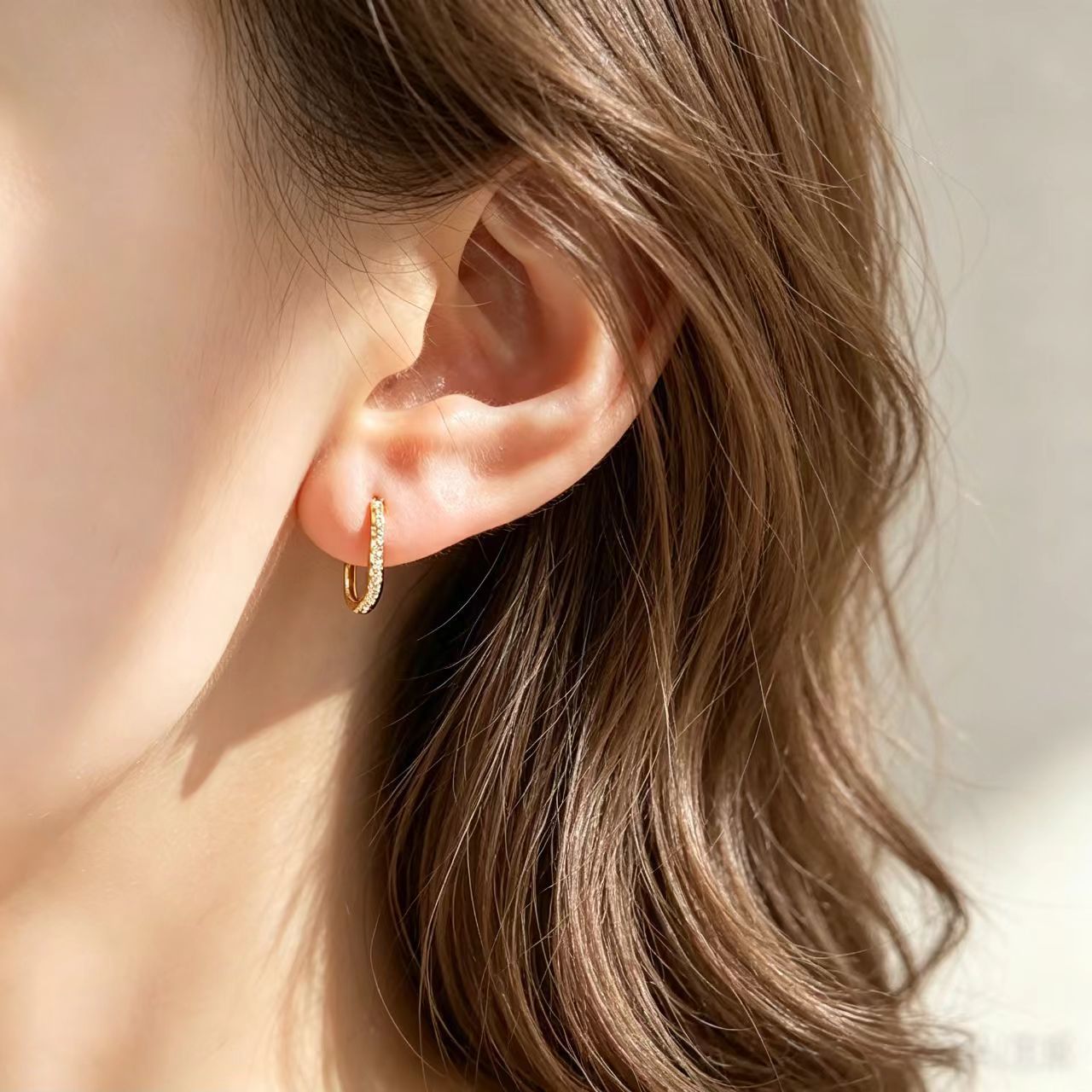 Transfronterizos personales de venta caliente de zircon pendientes de orejas de pareja sofisticados pendientes de pareja estilo francés temperamento diversificado pendientes