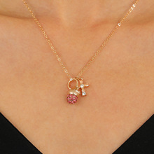 �羳�ɹ�ʮ�ּ���С�����M荳��W��ɫ�����������}���i���Ů