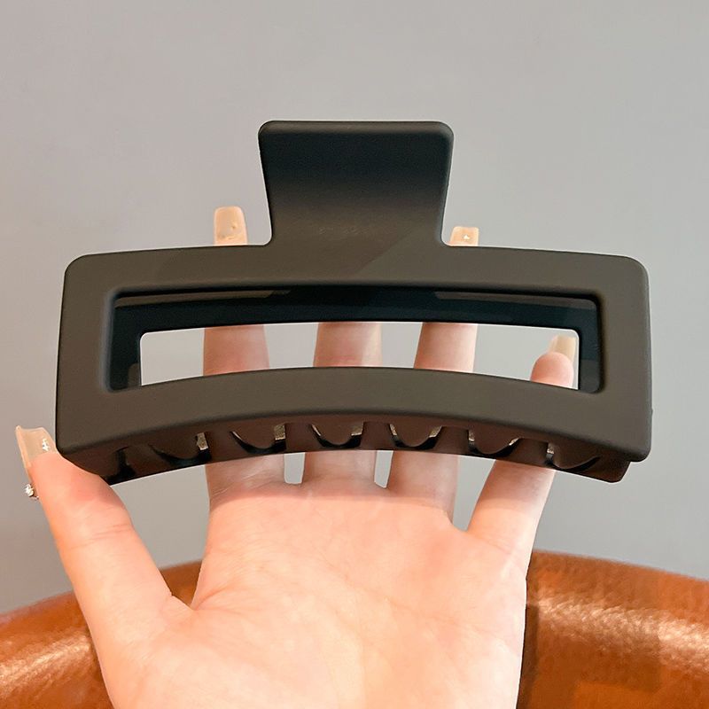 新しいヘアクリップ、大きなスクエアレターグリップ、ファッショナブルなヘアアクセサリー、卸売シャーククリップ、工場直販、幾何学的要素