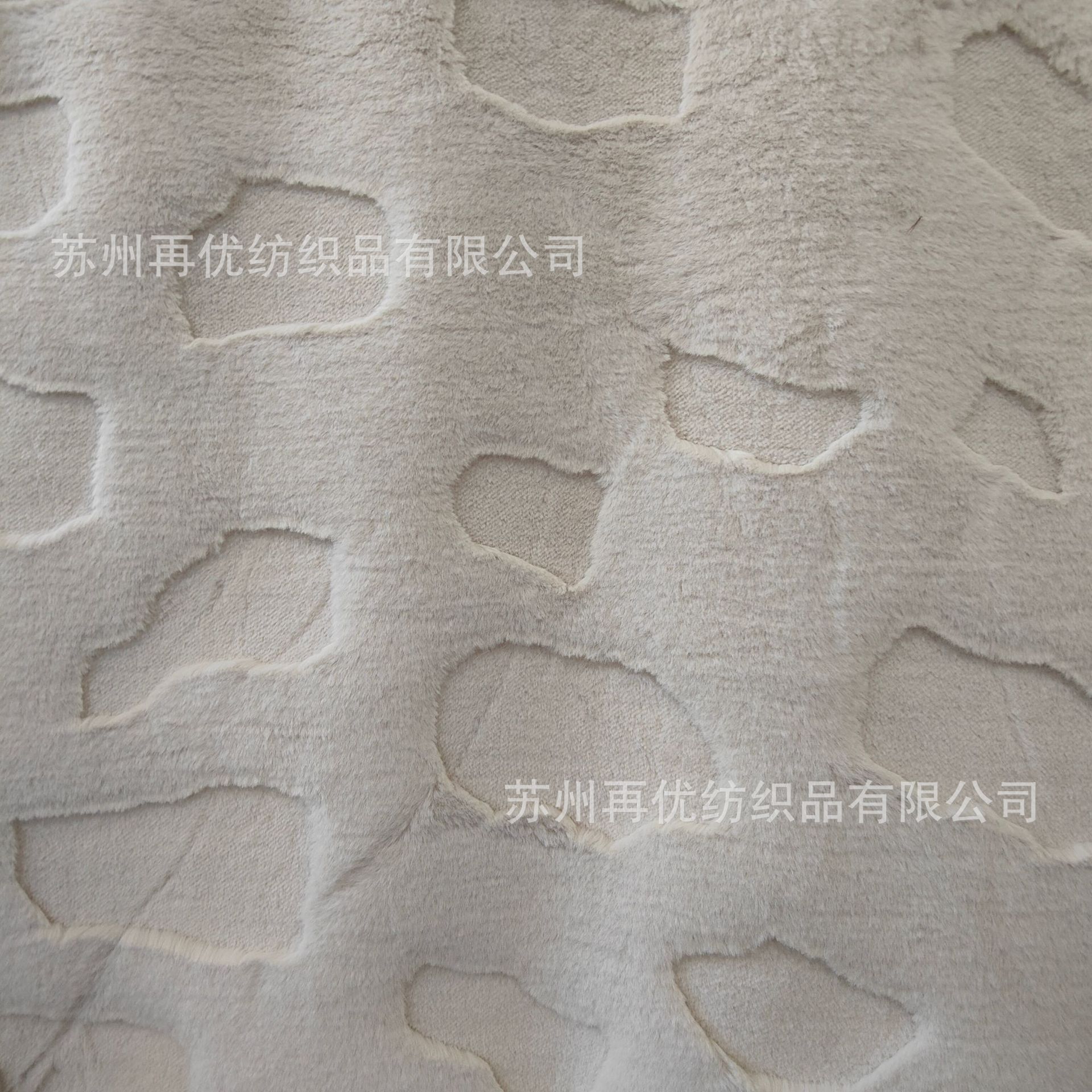 工厂直供提花兔毛石头块500gsm毛绒面料毯子靠枕地毯家纺玩具绒布