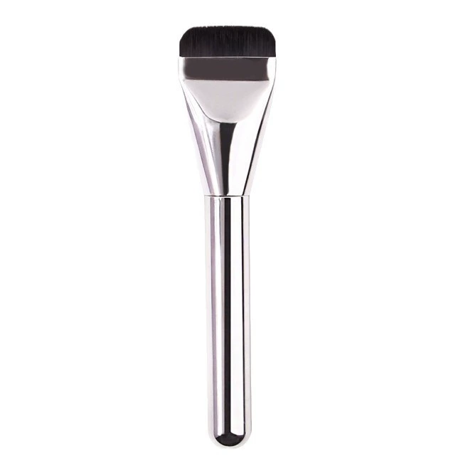 Foundation Brush (wakemake) flat spatula head, silver handle, non-absorbent seamless application