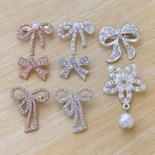 Small brooch wholesale in stock bow diamond metal pin shirt knitted coat fashion decorative clothing accessories