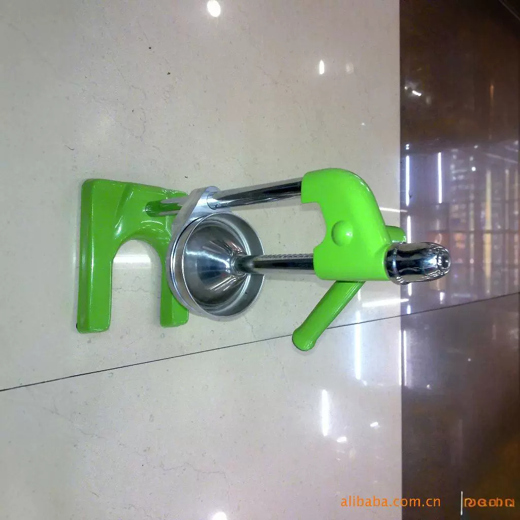 Suministro directo de fábrica moderno simple cerdo hierro exprimidor manual al por mayor en stock Jiatong exprimidor