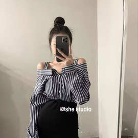 一字肩衬衫连衣裙女装早秋设计感小众2023新款辣妹性感包臀短裙子