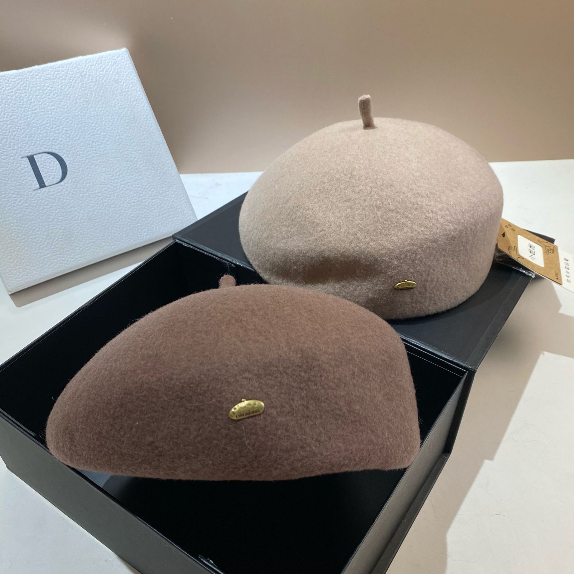 Hochwertige Baskenmütze aus Wolle, koreanische Version, dreidimensionaler Flugbegleiterhut im Promi-Stil, modisch und_voghion.com