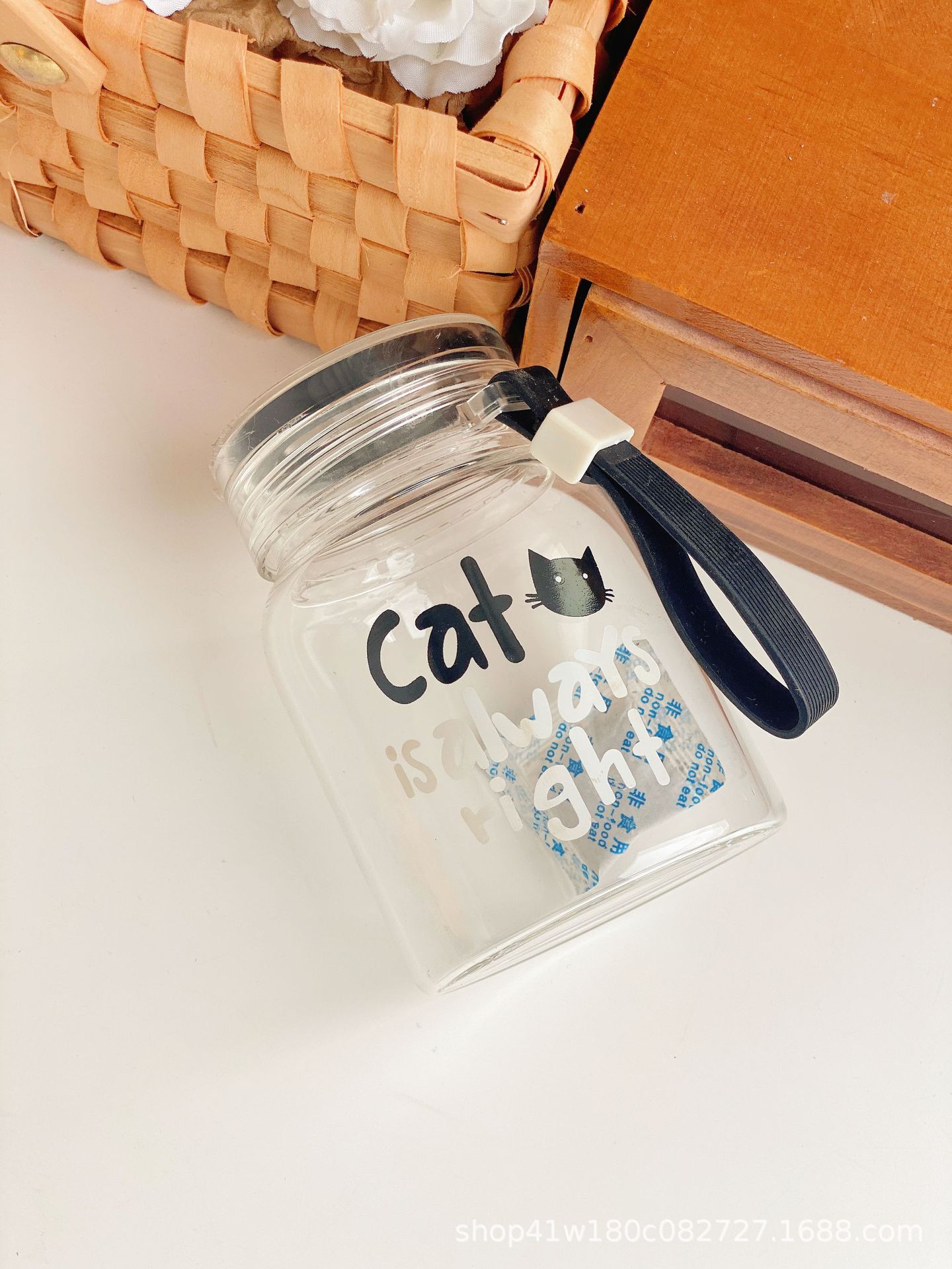 Cada 5 Yuan taza de cerámica taza de liquidación cantidad de stock no es mucho taza de café taza de agua taza de dibujos animados taza de desayuno