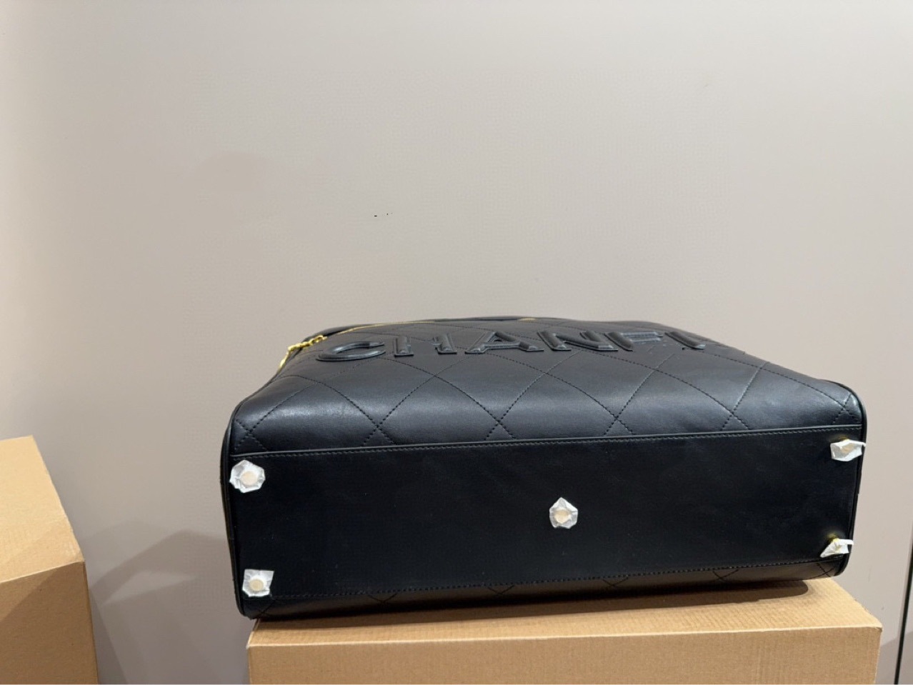 Chic Vintage Bowling Handbag