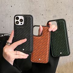 潮牌エンボス携帯ケースはiPhone16pro保護カバーネット赤紅書贅沢金12保護ケースを適用する