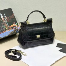 鳄鱼纹高质感牛皮手提包2025复古新款时尚百搭轻奢小众单肩斜挎包