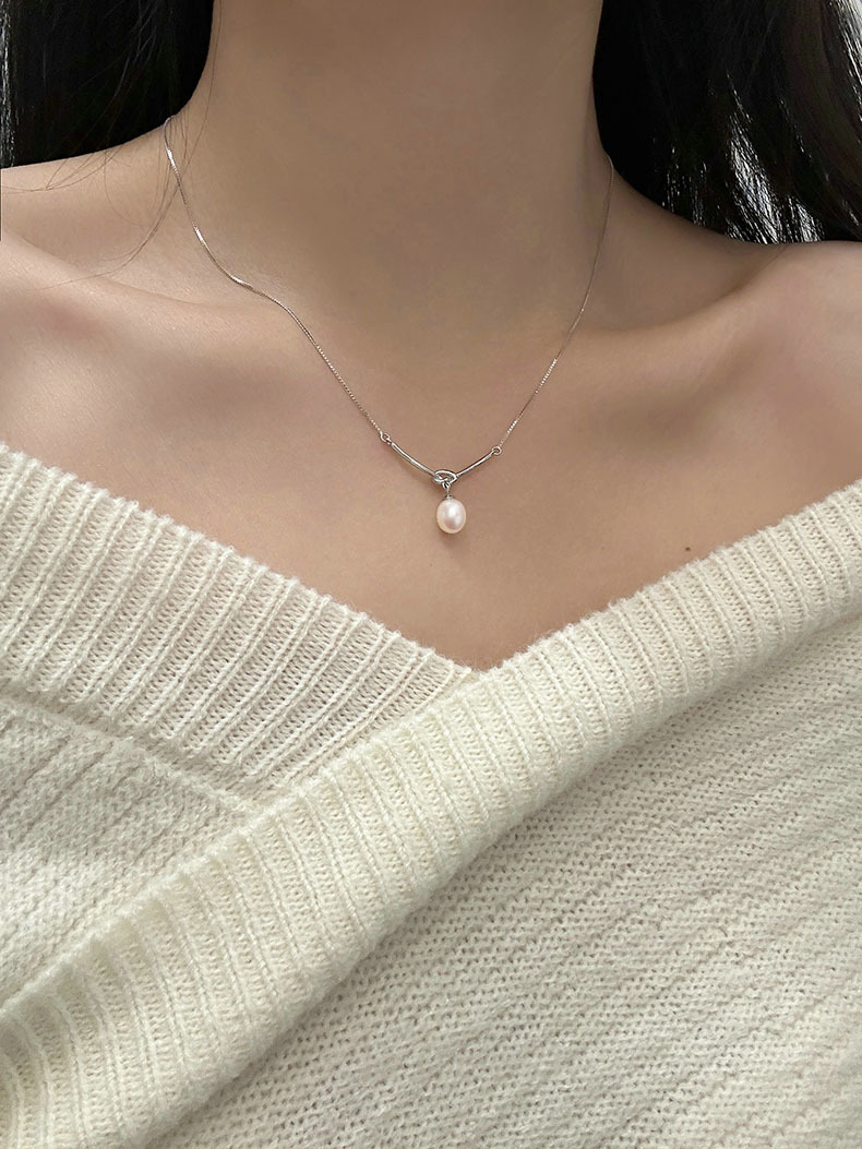 Daily Occasion 925 Sterling Silver, Freshwater Pearl Material 925 Sterling Silver Freshwater Pearl Geometric Pendant Necklace