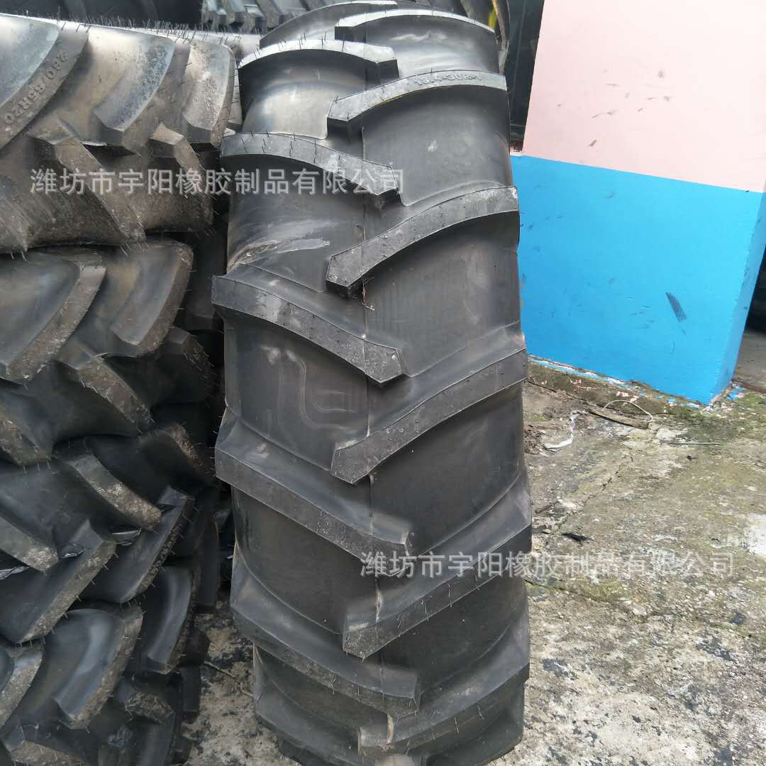 18.4-30  农业机械拖拉机轮胎 玉米收割机轮胎 人字胎