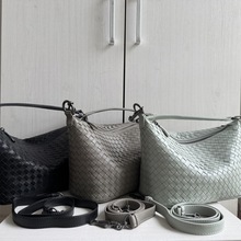 里外真皮~小羊皮编织包饺子包 腋下包 编制包女 元宝包斜跨单肩包