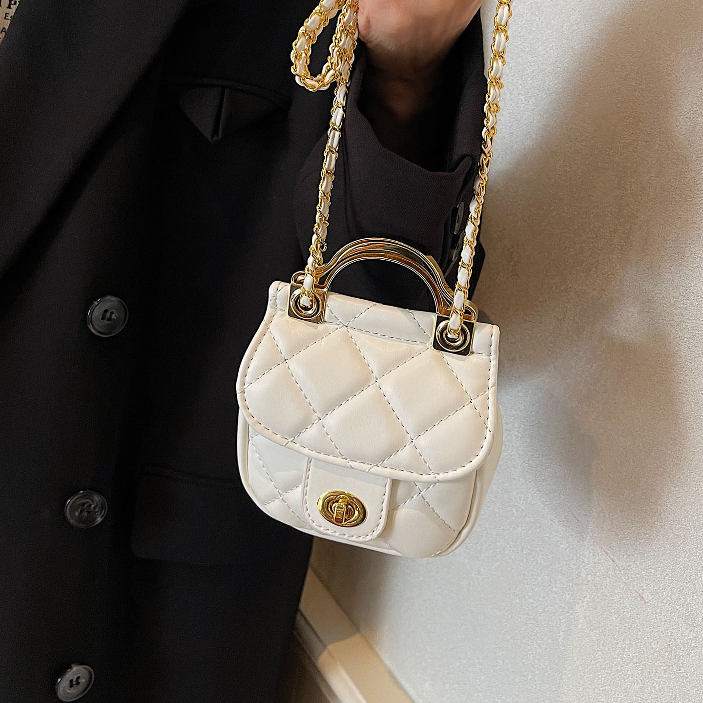 Bolsa de viaje de diamante, bolso de verano para mujeres, 2026 bolso de nuevo estilo universal, bolso de mochila, cadena de moda coreana, mini portátil
